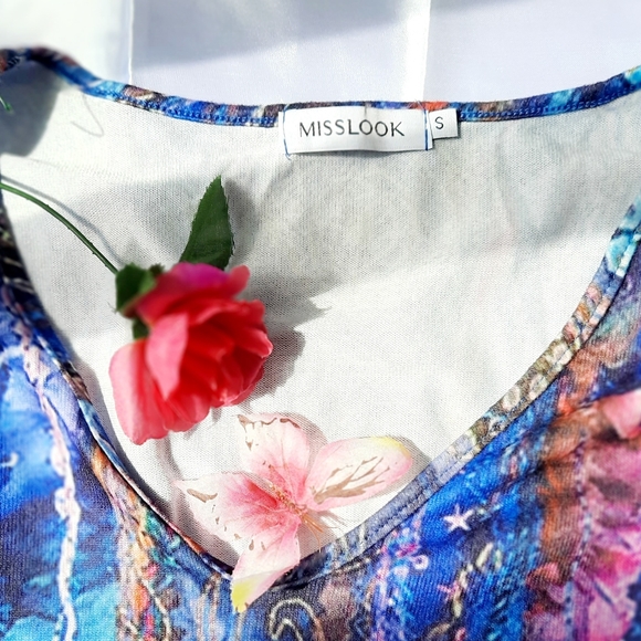 NEW! Form- fitting, Blue starry top🦋 It's extremely sexy on😉 - Picture 7 of 7